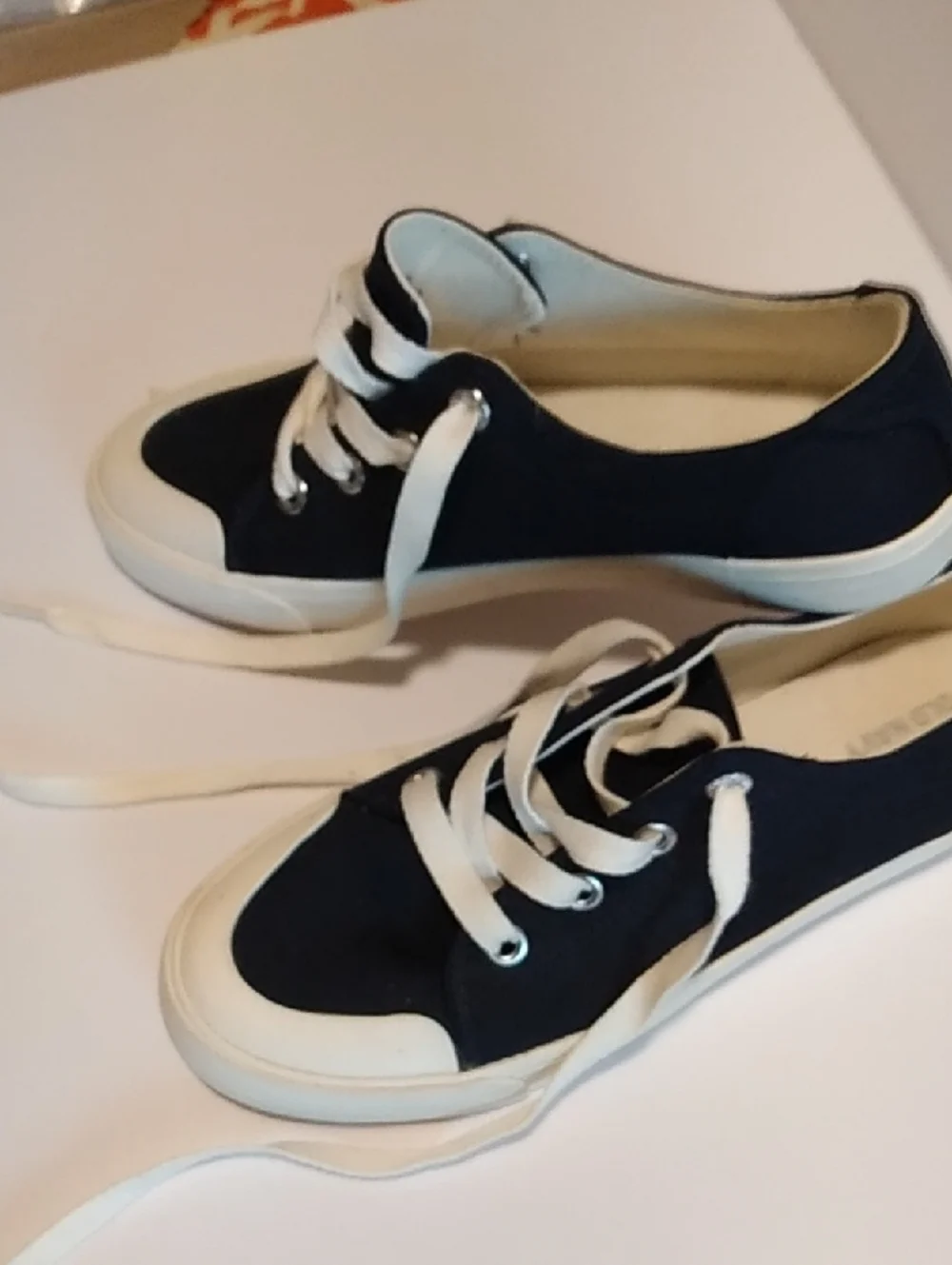 Old Navy Navy Blue and White Canvas Sneakers - Picture 3 of 4